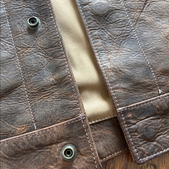 Coronado Leather vest. Genuine American Bison leather. Excellent size  50X XL - Picture 3 of 15